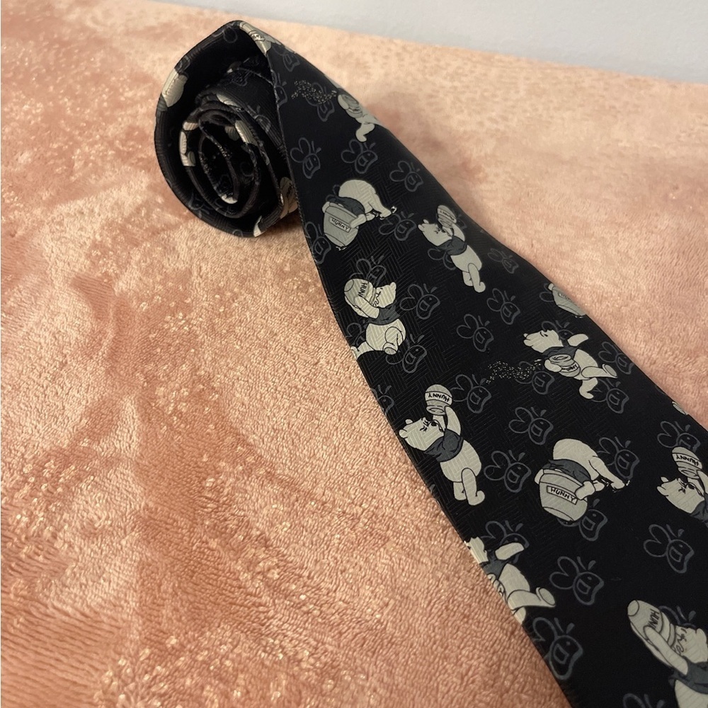 Charming Black and White Cartoon Print Men's Tie - Picture 3 of 7